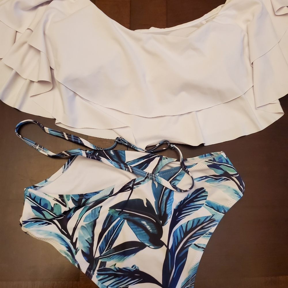 Ruffled Off Shoulder High Waist Bikini - Picture 8 of 10